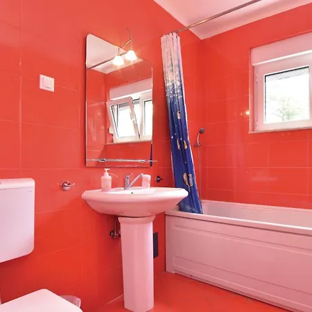 Holiday home Nice Home In Duce With Outdoor Swimming Pool Duce